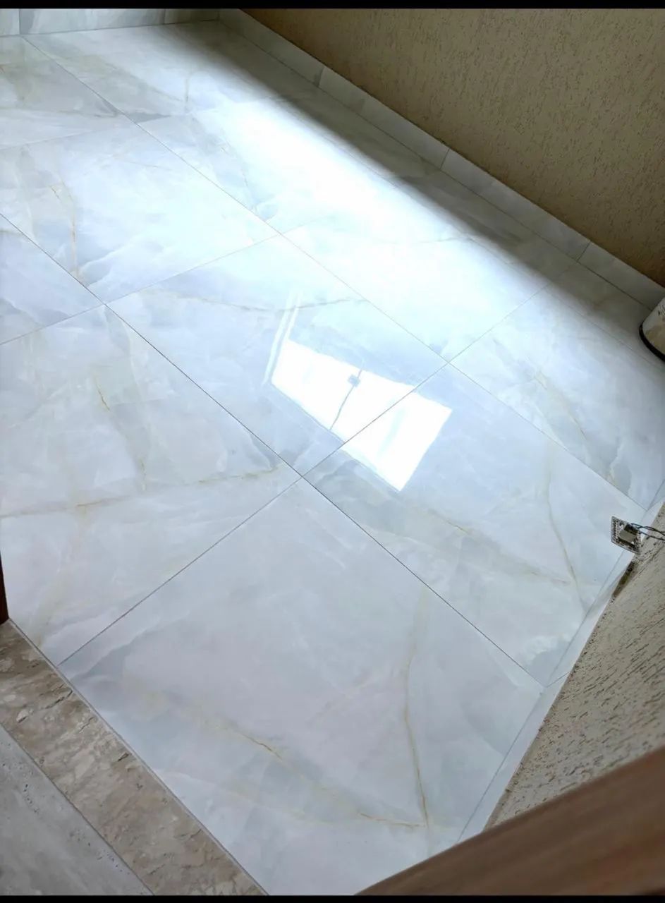Alugo Casa 