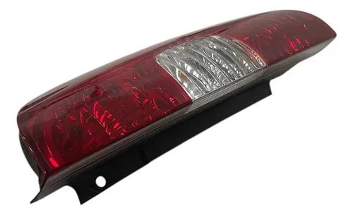 Lanterna Direita Fiorino 2024 (avariada) Direito/passageiro Vermelho