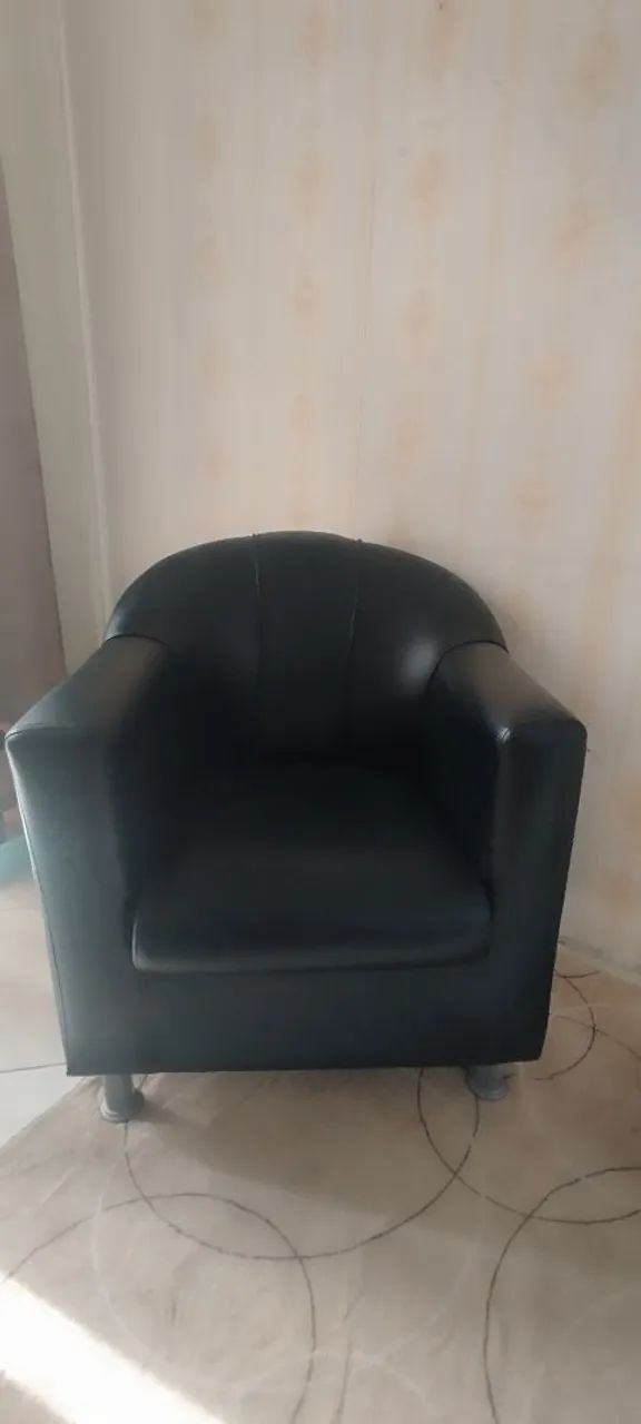 Vendo Móveis e Utensílios 