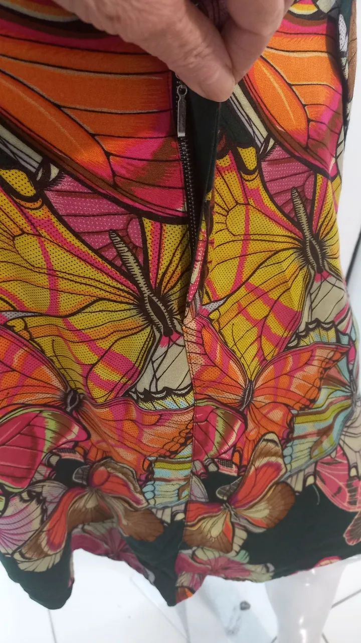 Saia  com borboleta   tamanho  M usada  - Foto 5
