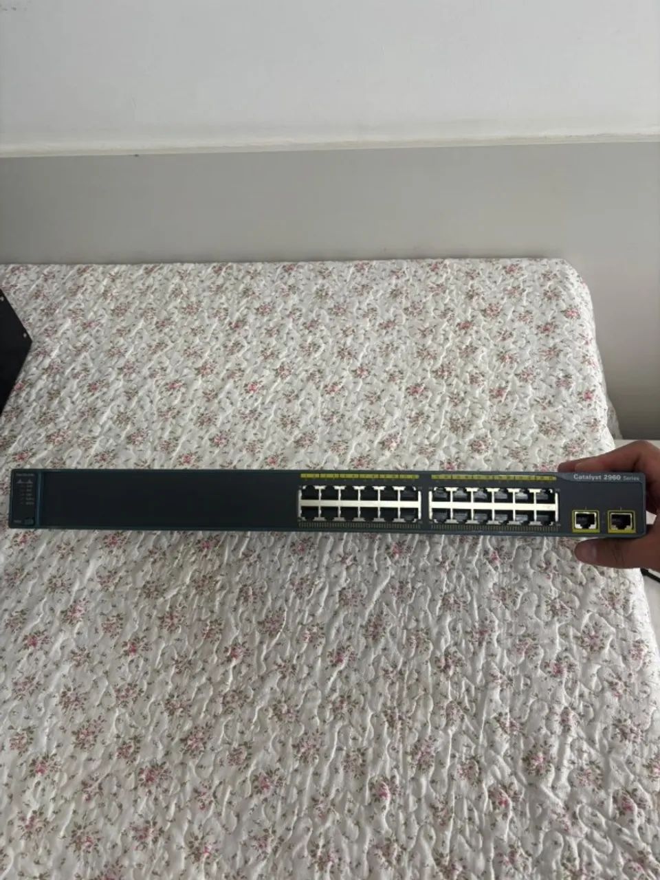 Switch Cisco Catalyst WS-C2960-24TT-L - Foto 2