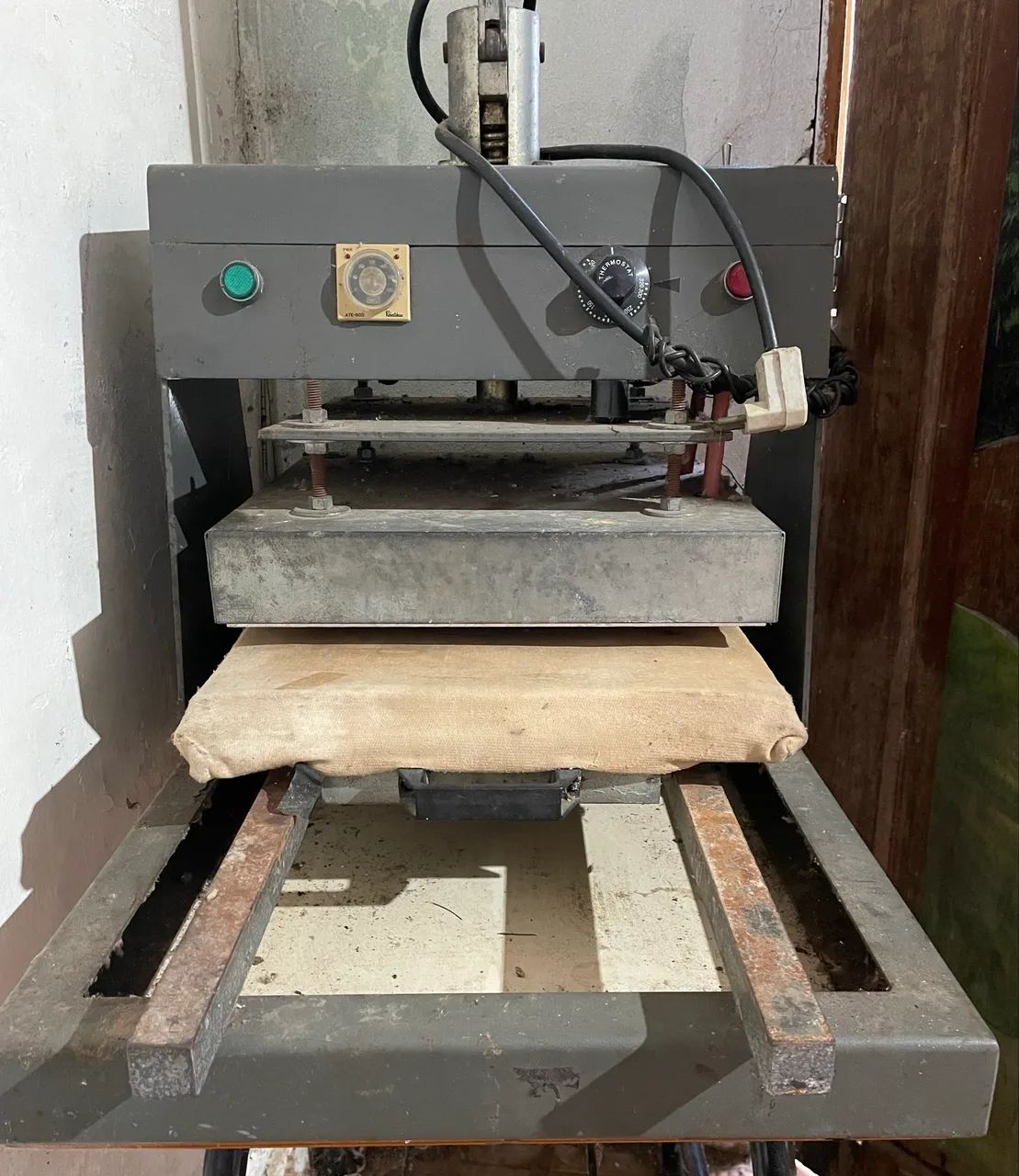 Prensa térmica - Foto 2