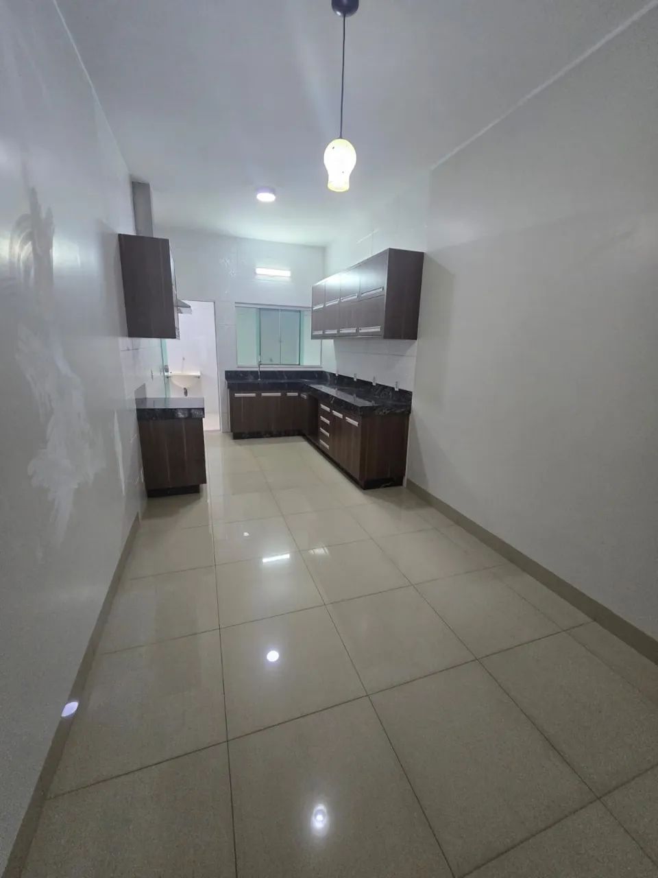 Casa com 3 quartos, sendo uma suíte no Plano Diretor Sul. REF: 57 - Foto 5