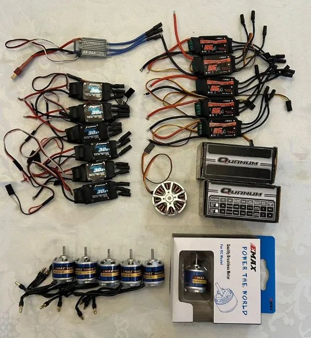 Equipamentos para aeromodelismo e drones (ESC, hélices, outros) - Foto 5
