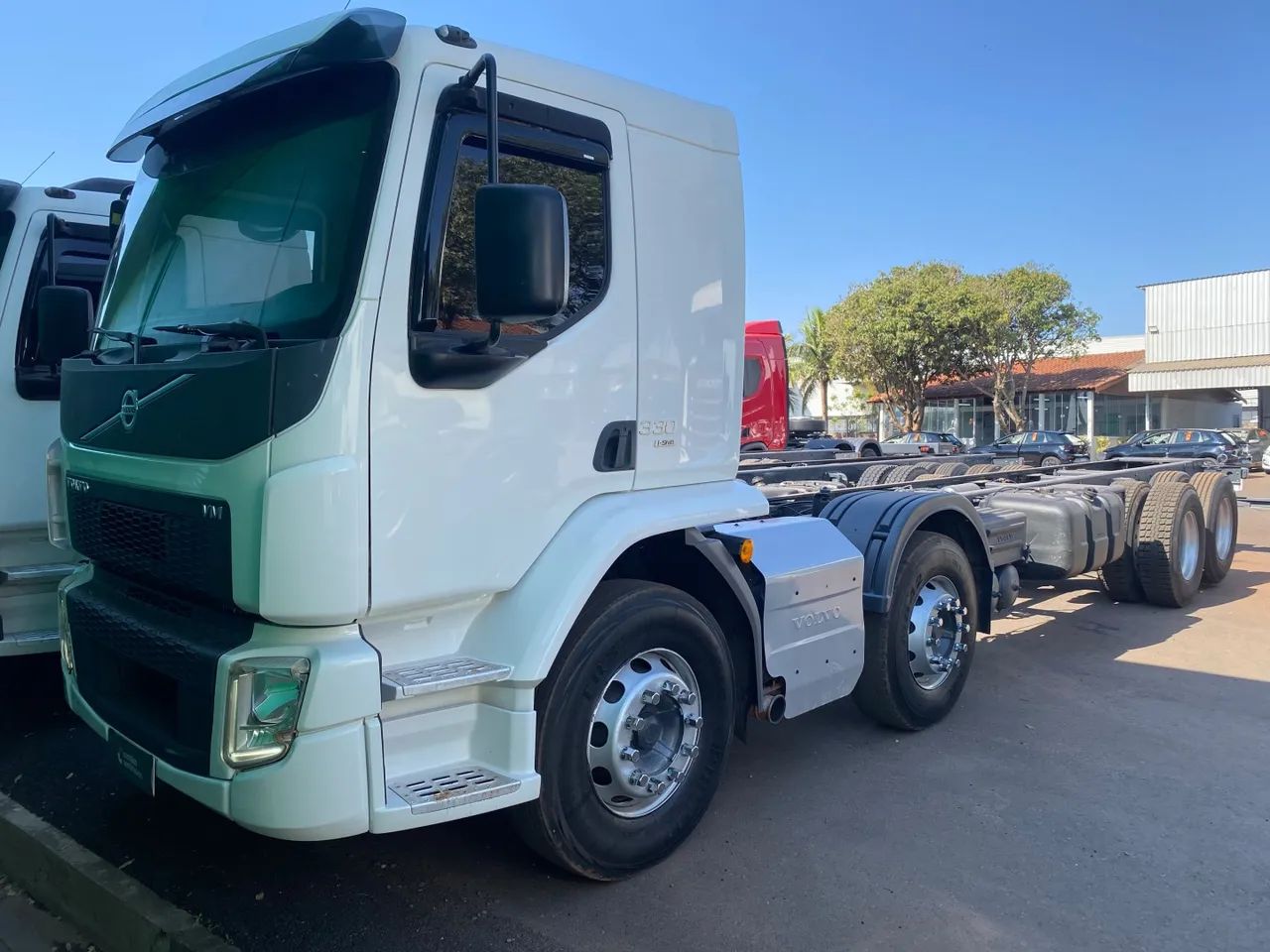 Volvo Vm 330 2021 - Foto 2