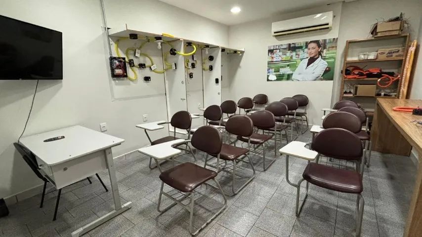 Passo Escola de Cursos com +200 Alunos Ativos e + 70k/mês - Foto 4