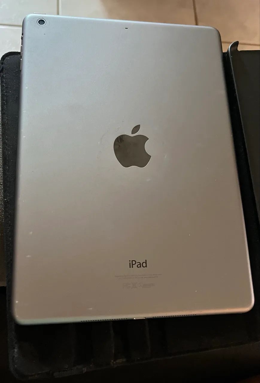 iPad Air modelo MD785BZ/A - Foto 4