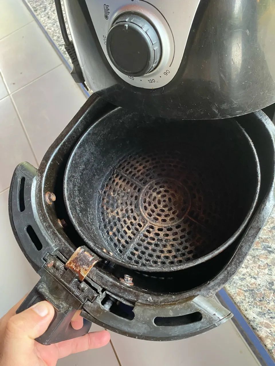 Air Fryer Multilaser 4L conservada  - Foto 3