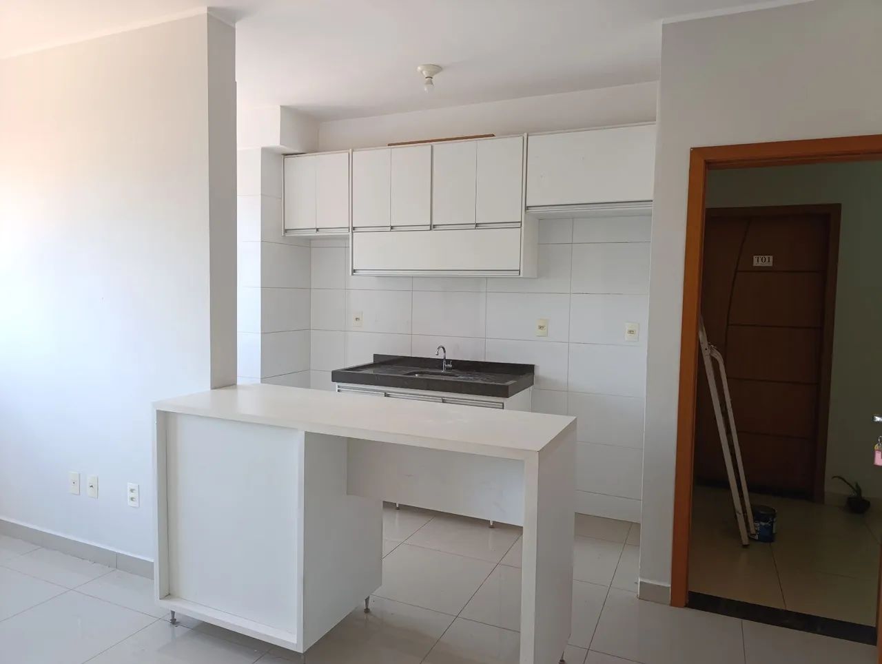 Apto de 2/4 na 604 Sul res. Terrace 