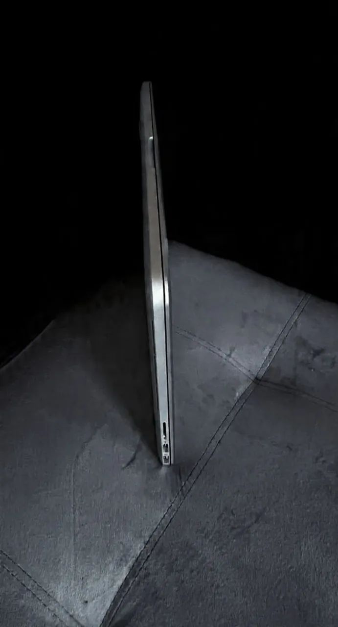 Notebook Mac Book Pro/ i5 intel/ssd 256/Ran 8 mem./ano 2015.