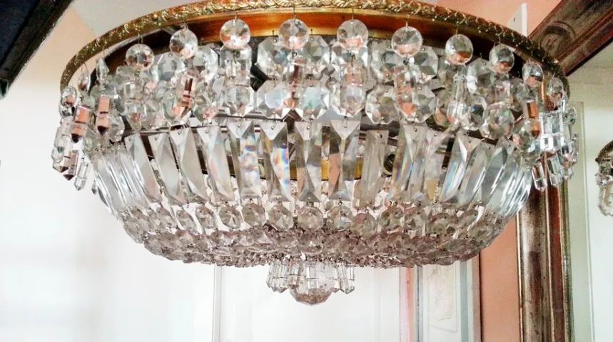Lustre de latão e cristal de Murano corte diamante Basfor Royal Classic vintage Italiano