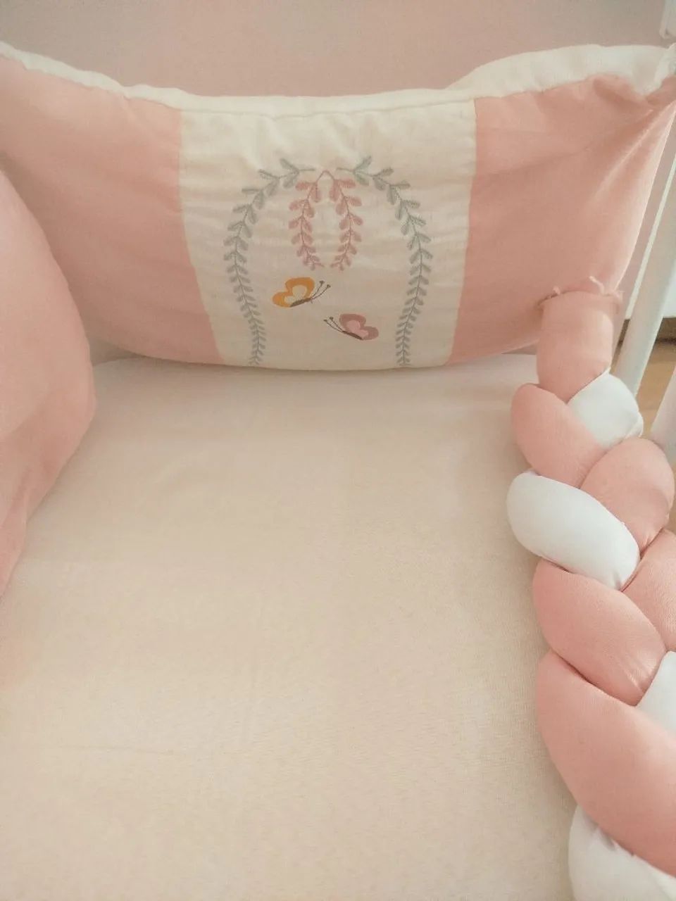 Vendo Mini berço com enxoval - Foto 3