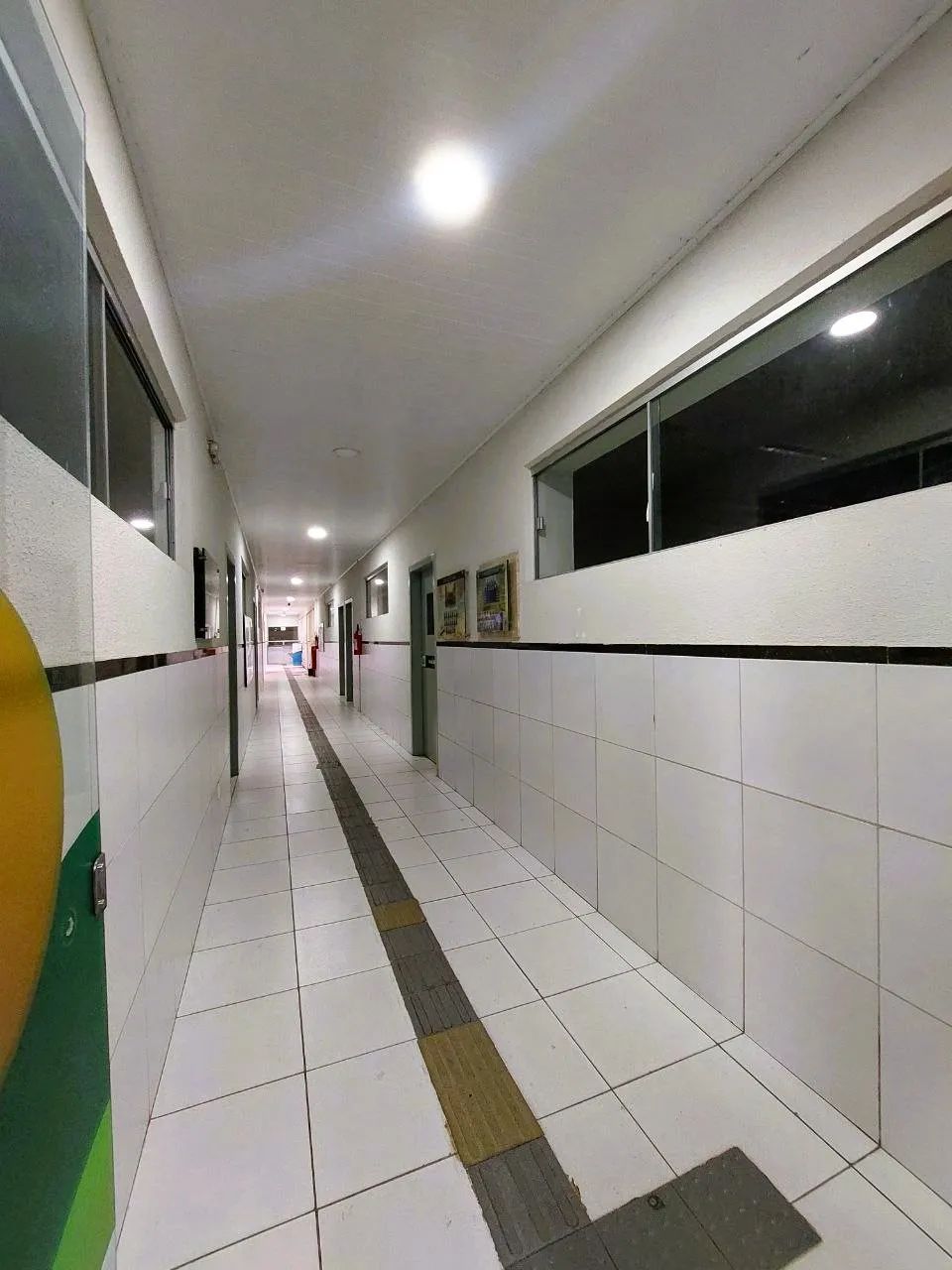 OPORTUNIDADE DE INVESTIMENTO! PRÉDIO COMERCIAL ideal para faculdade, clínica, salas comerc - Foto 4