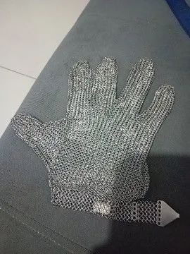LUVA DE AÇO 