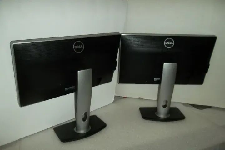 Monitor Dell Ultrasharp U2312HM - 23 polegadas  - Foto 4