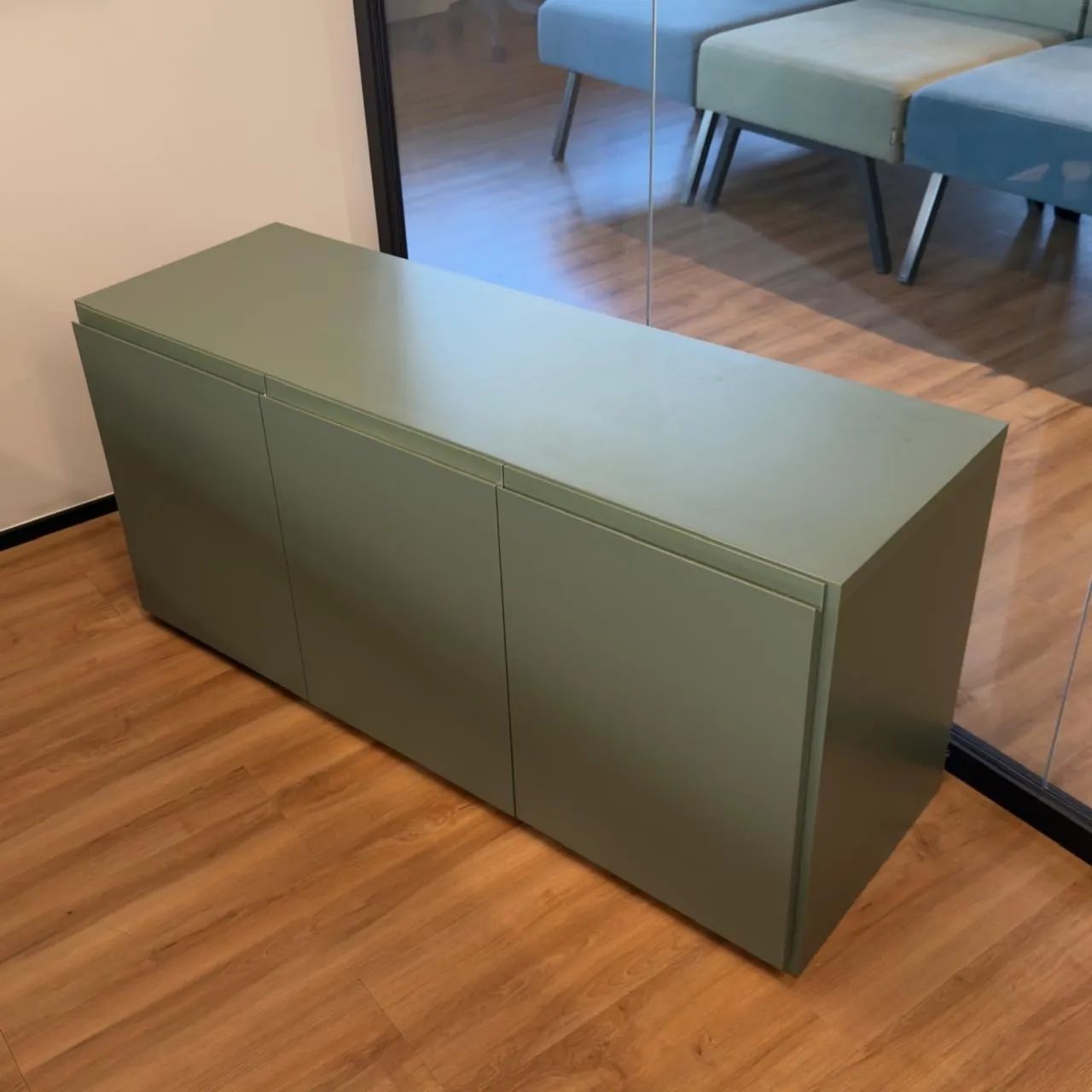 Armário Laqueado Verde