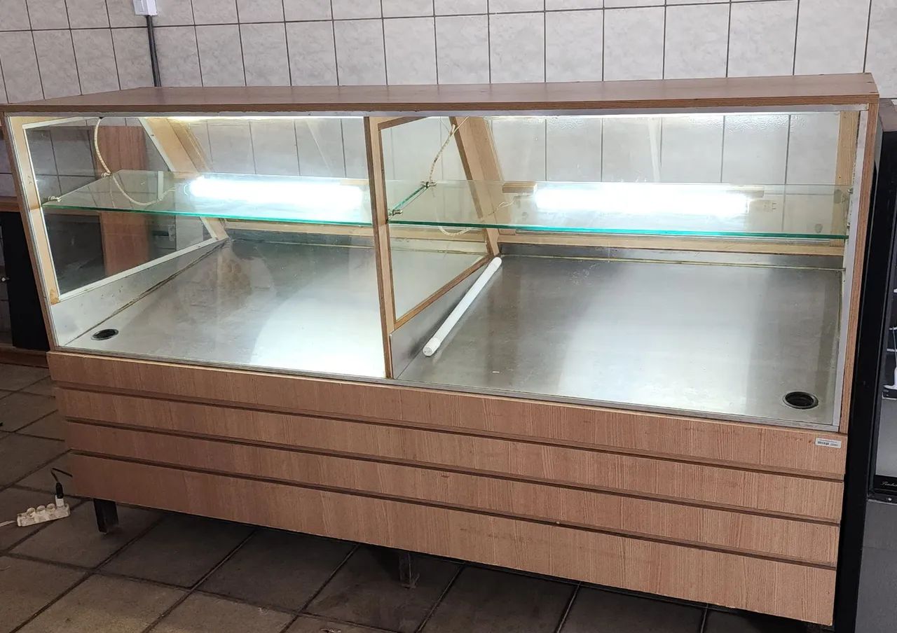 Vendo Vitrine Neutra - Foto 2