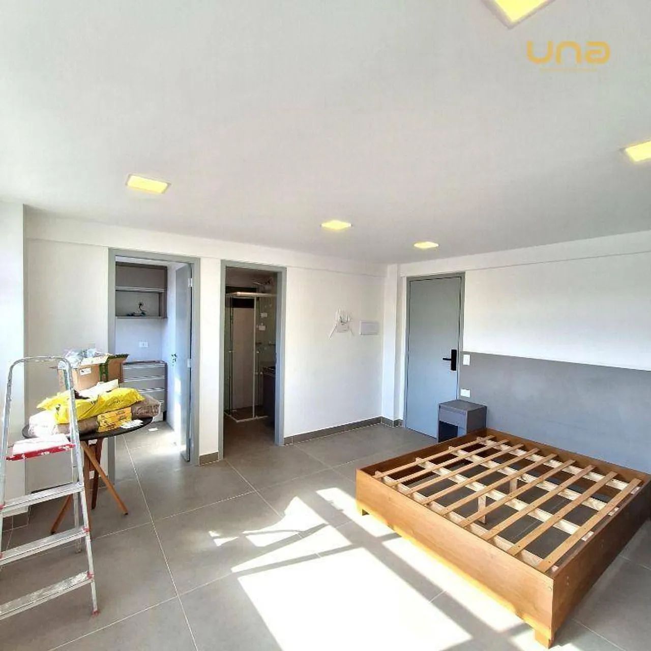 Studio Mobiliado e Equipado com 34m² | 50m do Shopping Muller | Centro Cívico - Foto 2