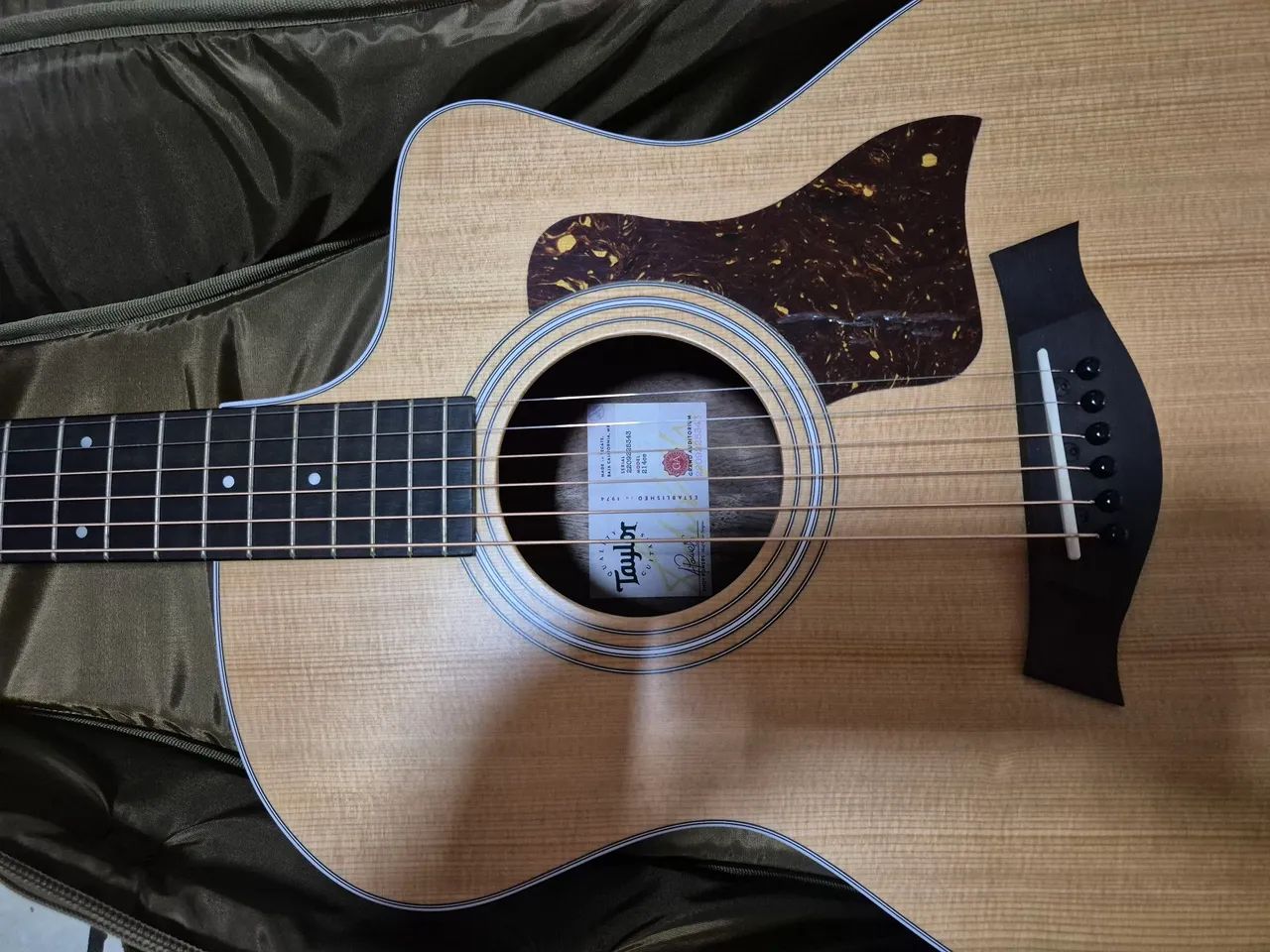 Violão Taylor 214ce novinho 