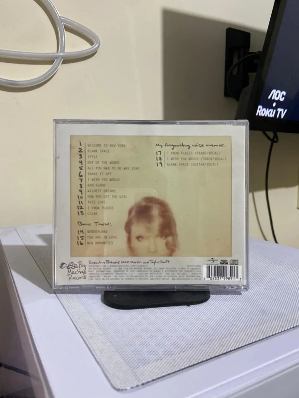 CD Taylor Swift - 1989 Deluxe (com polaroids) - Foto 2