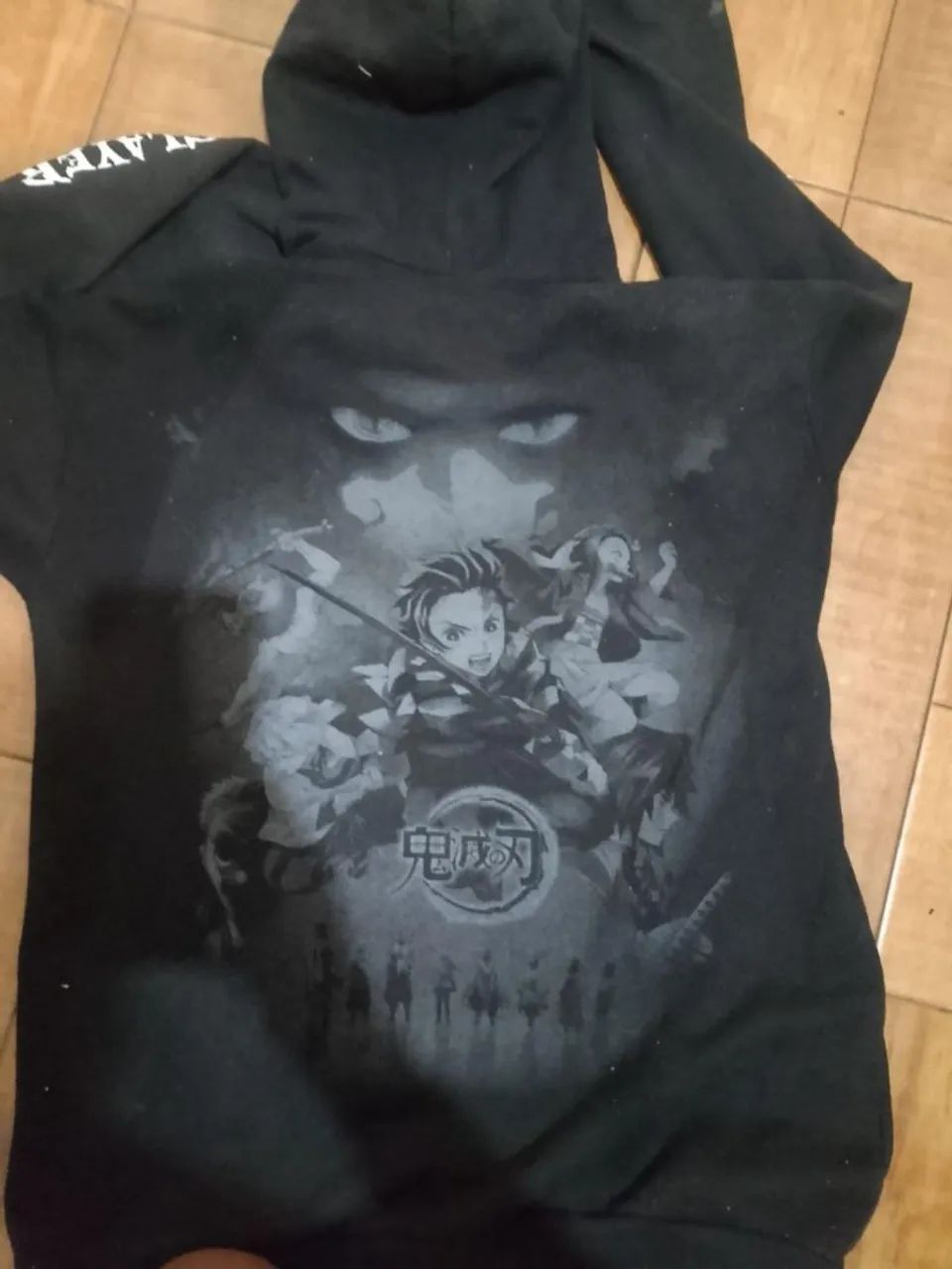 Blusa anime preta com  - Foto 2