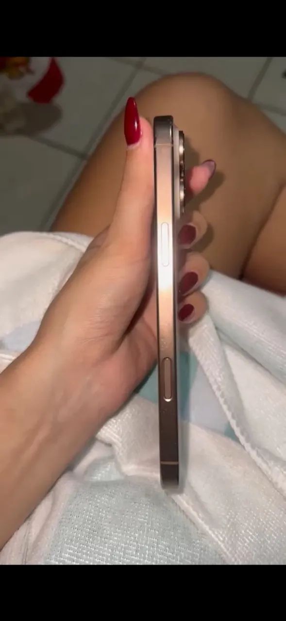 iPhone 16 pro max 265gb rose  - Foto 2