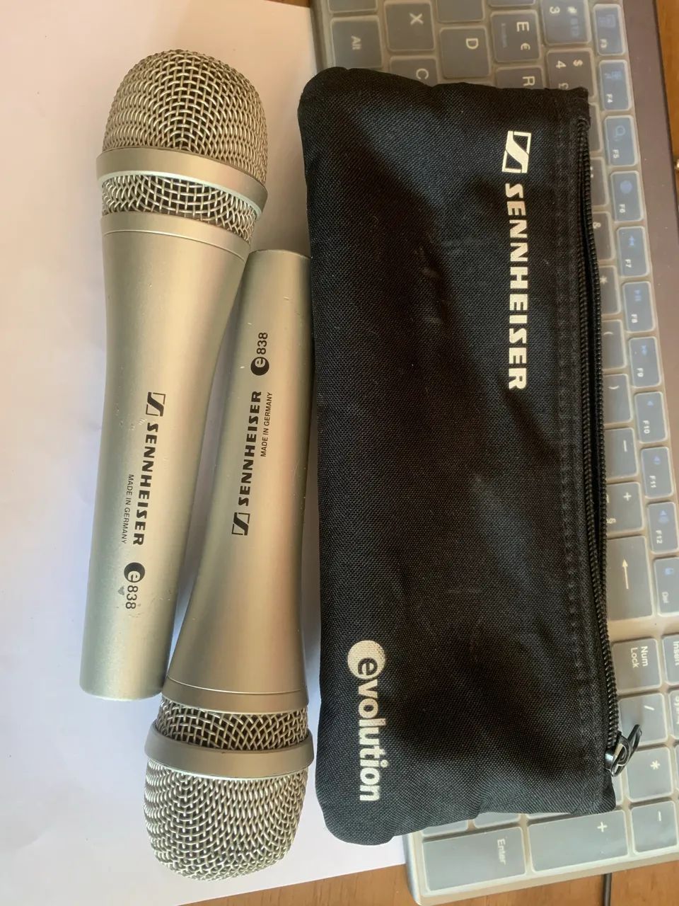 Sennheiser e838 