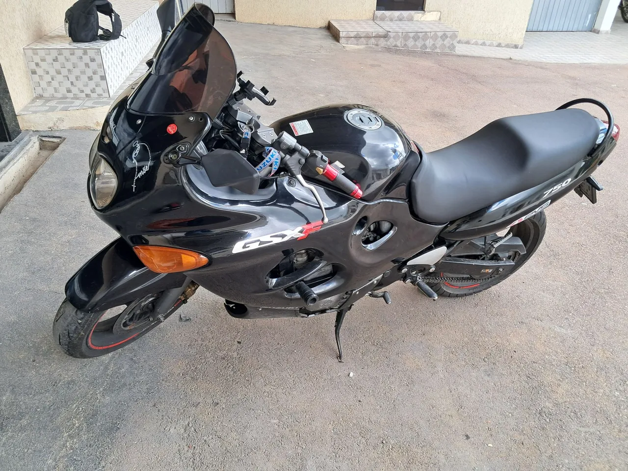 隼99 Motos Suzuki GSX 1999 no Brasil