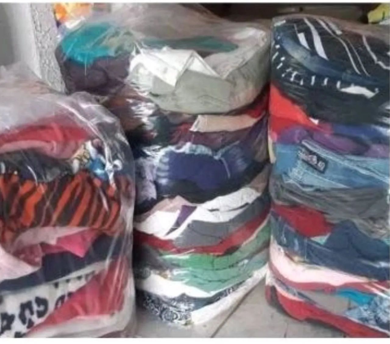Lotes de roupas 