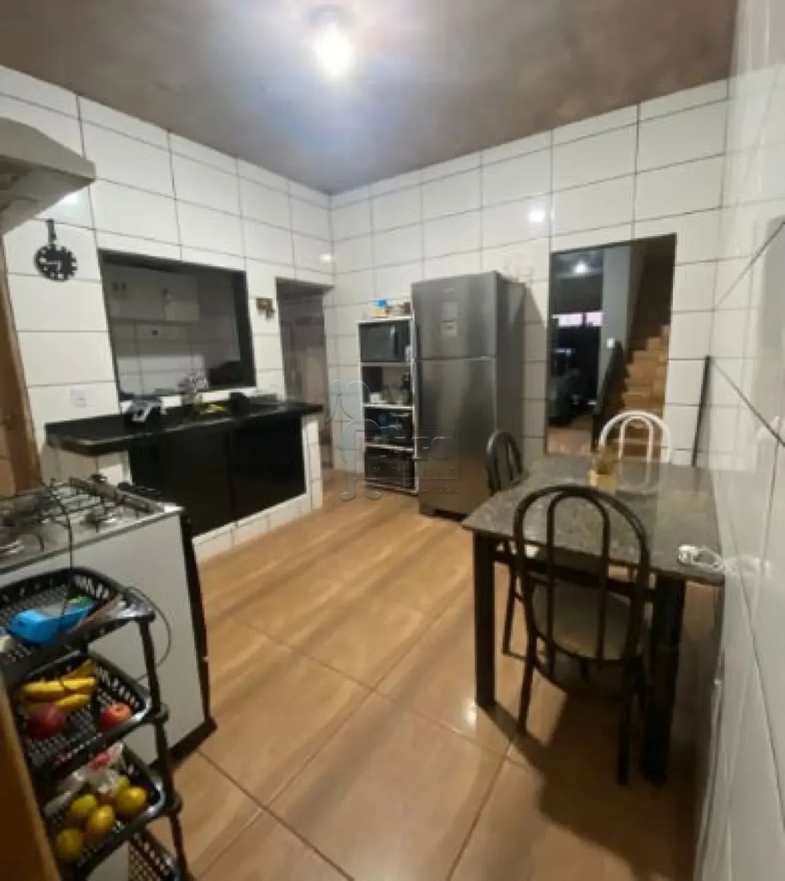 Excelente casa com salão comercial em bairro de crescimento. - Foto 3