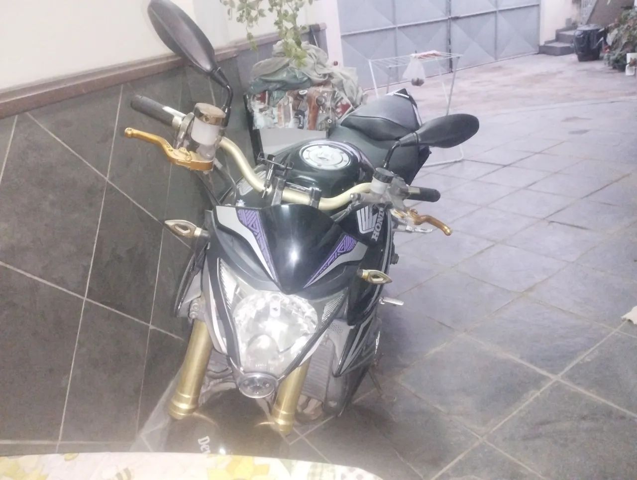 CB1000r em ótimo estado  - Foto 2