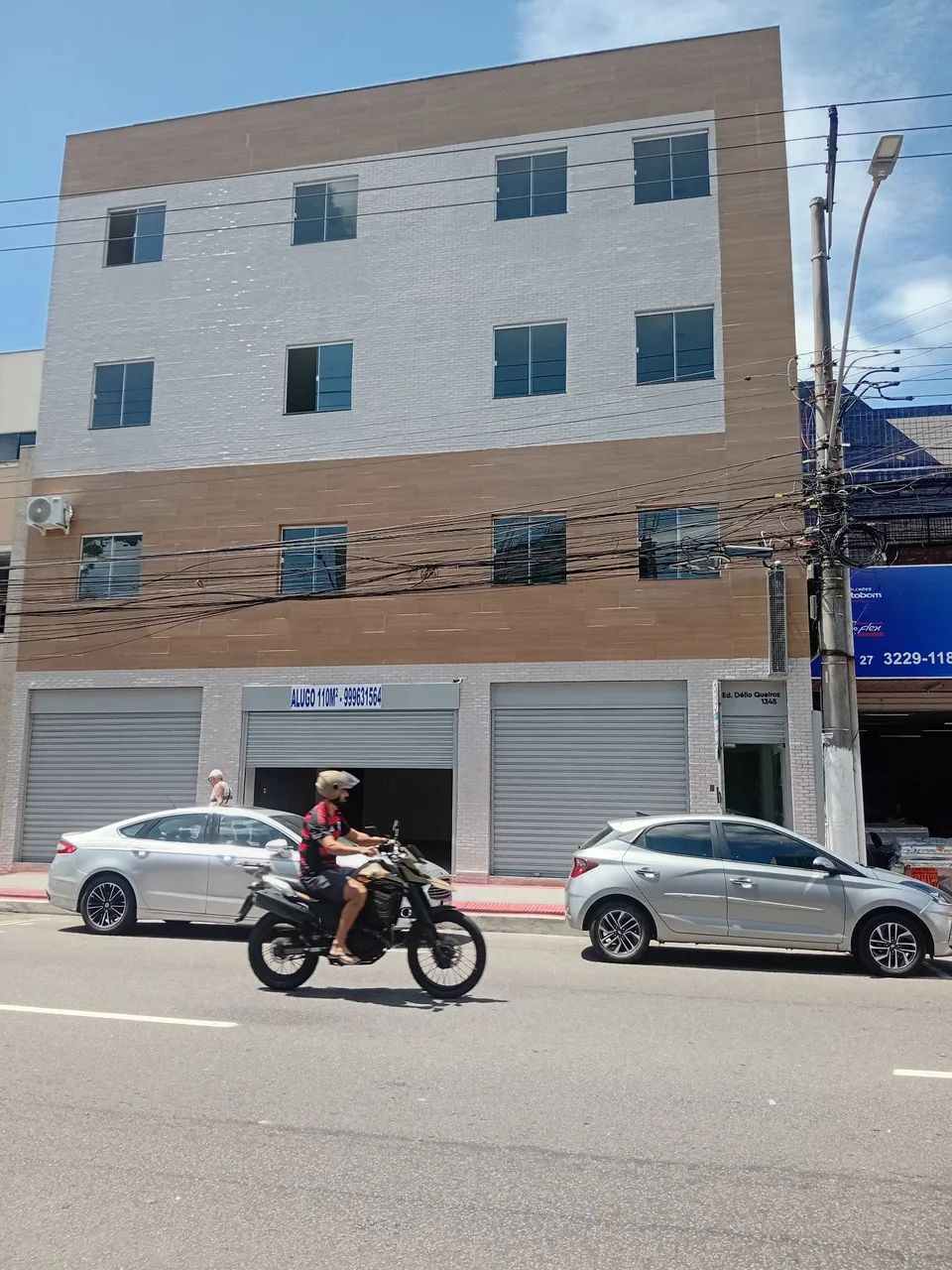 Aluga-se salas no centro de vila velha 