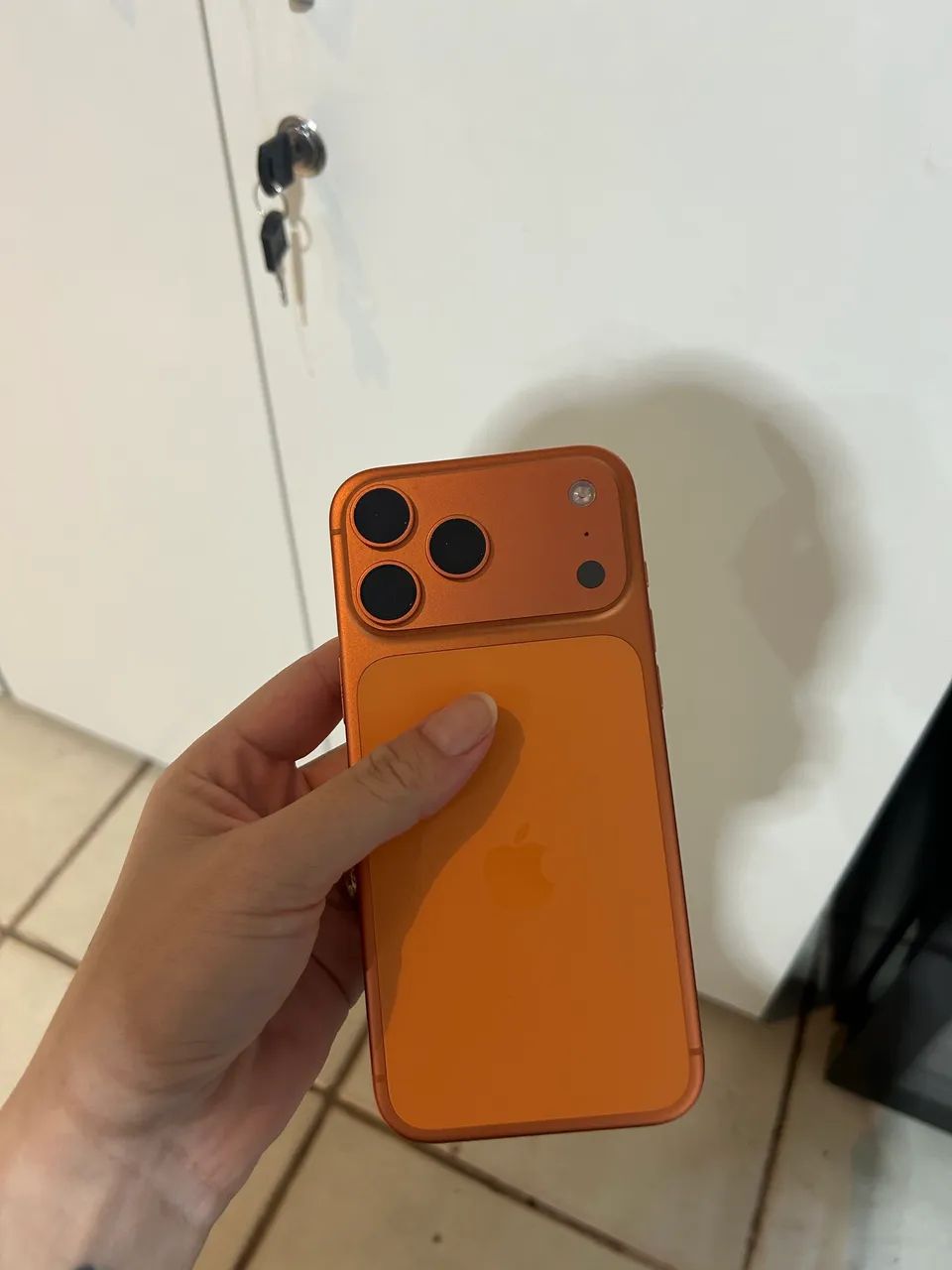 iPhone 17 Pro Max 256GB Laranja Cósmico ? Impecável