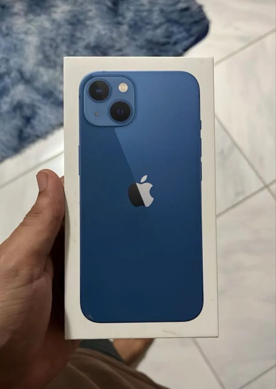 iPhone 13 azul