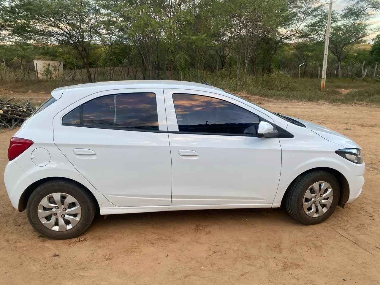 Chevrolet Onix ONIX HATCH LT 1.0 8V FLEXPOWER 5P MEC. 2017
