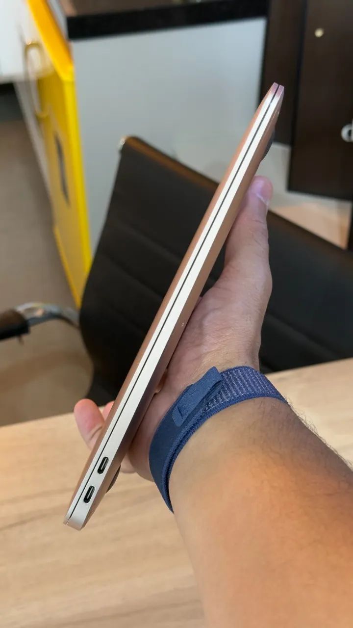 MacBook Air 2019 | 16GB Ram | Intel Core i5 | 256GB SSD - Loja