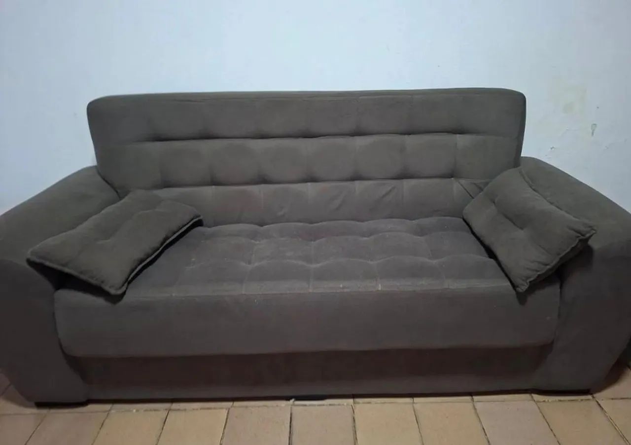 Vendo sofá 2 e 3 lugares 
