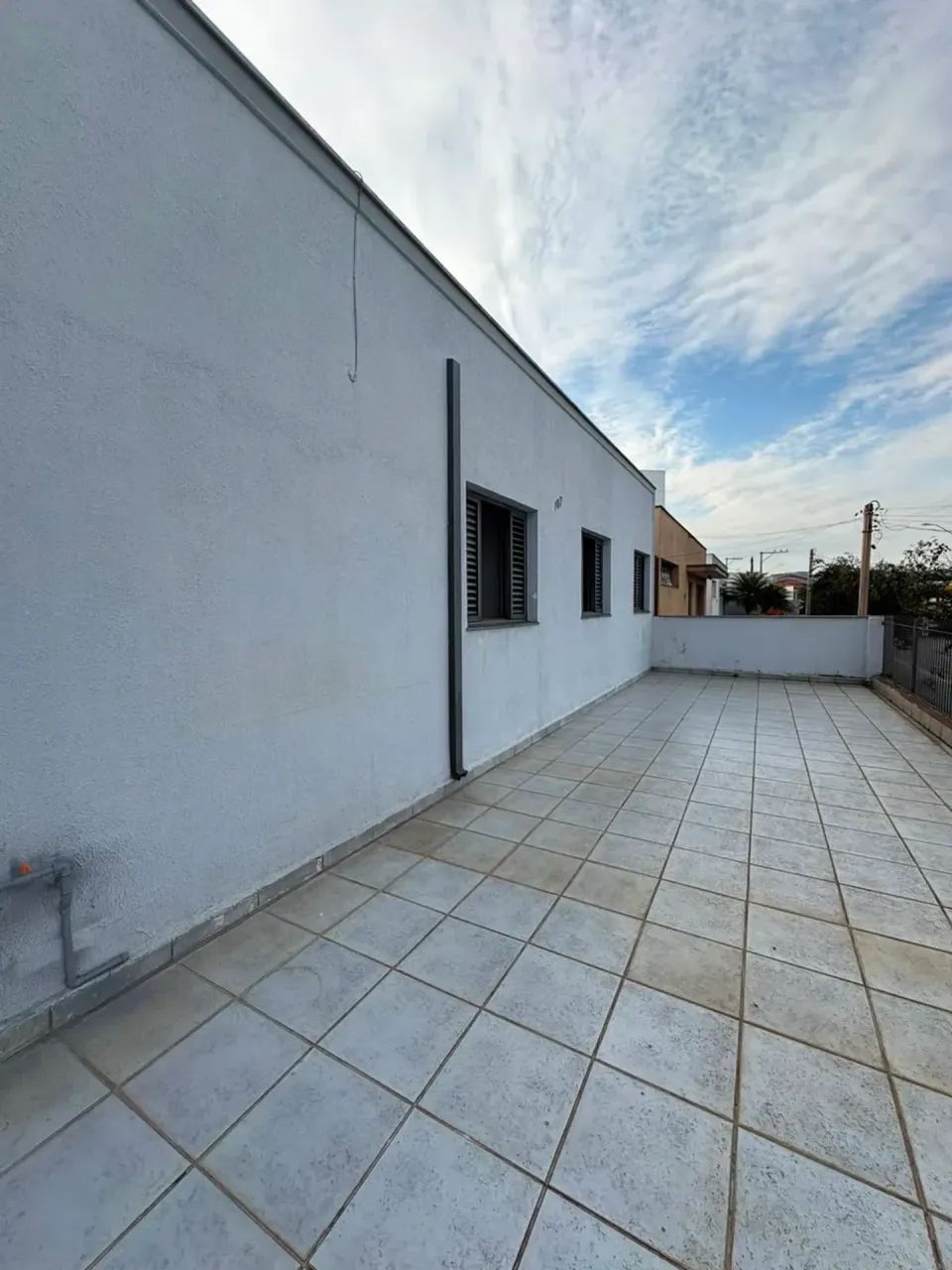 LOCAÇÃO COMERCIAL! CASA NO CENTRO DE SÃO ROQUE! - Foto 4