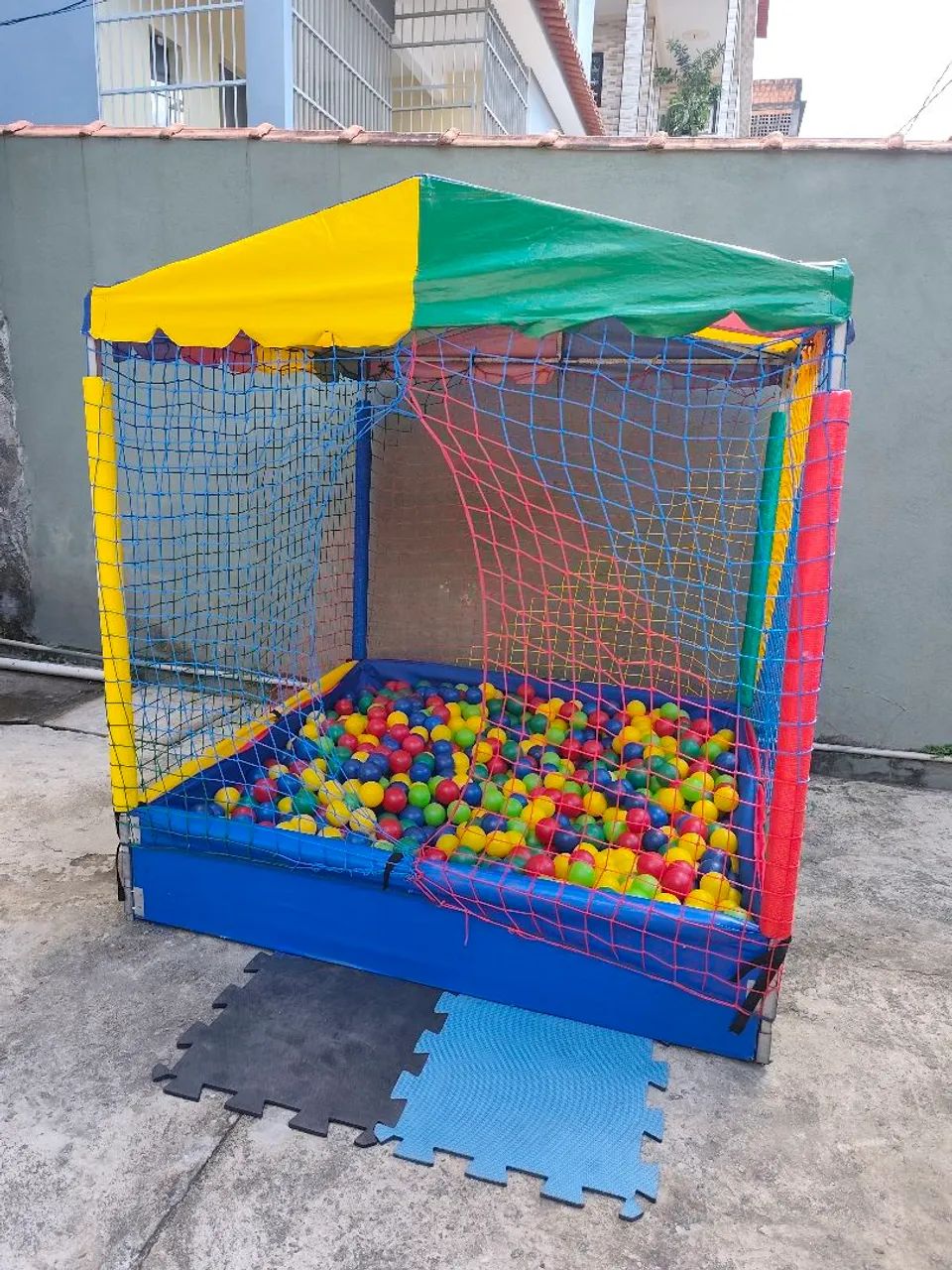 Aluguel de pula pula, casinha de bolinhas, barraca de pipoca e algodão doce  - Foto 2