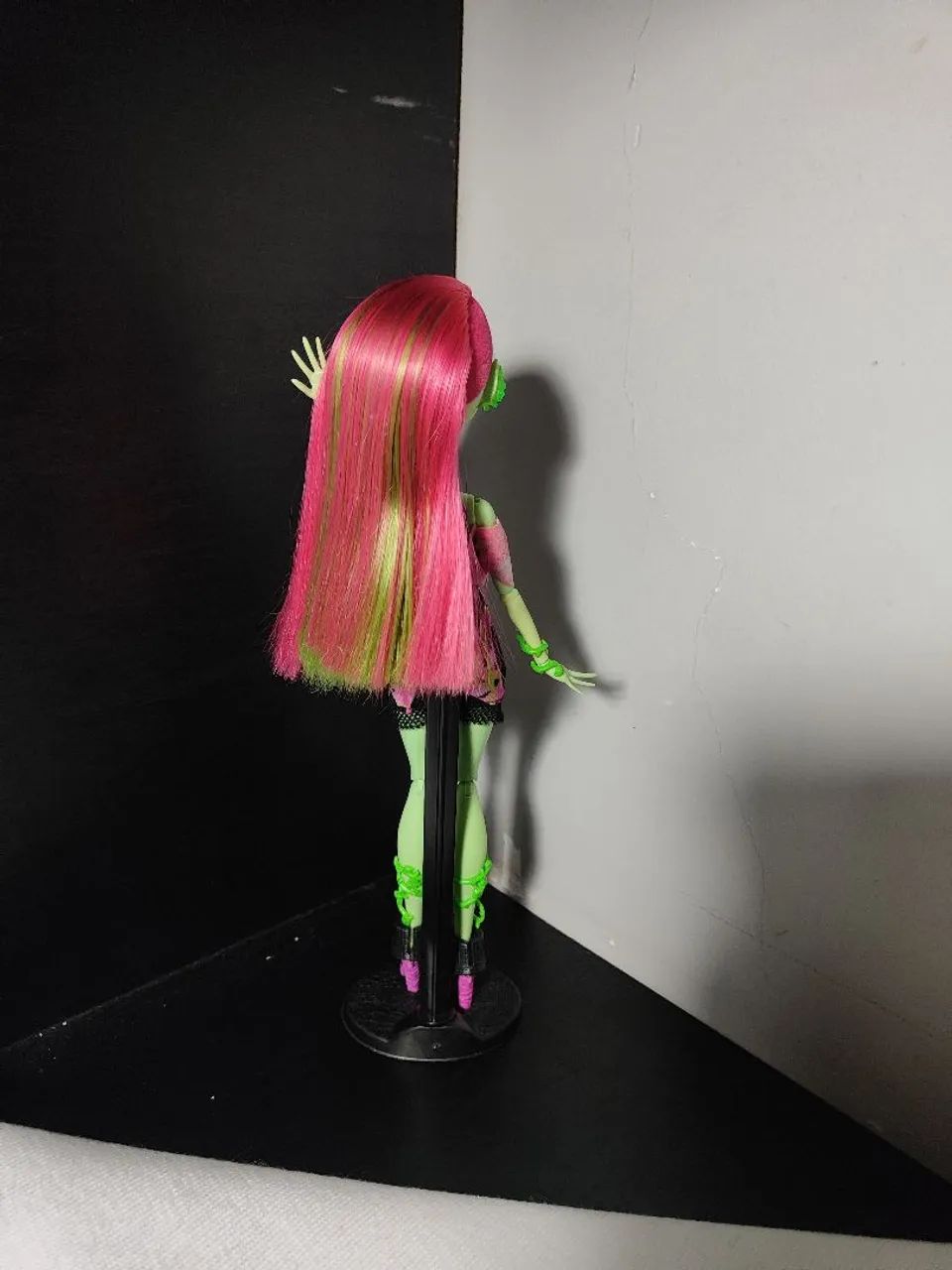 Boneca Monster High Venus McFlytrap Music Festival G1 - Foto 2