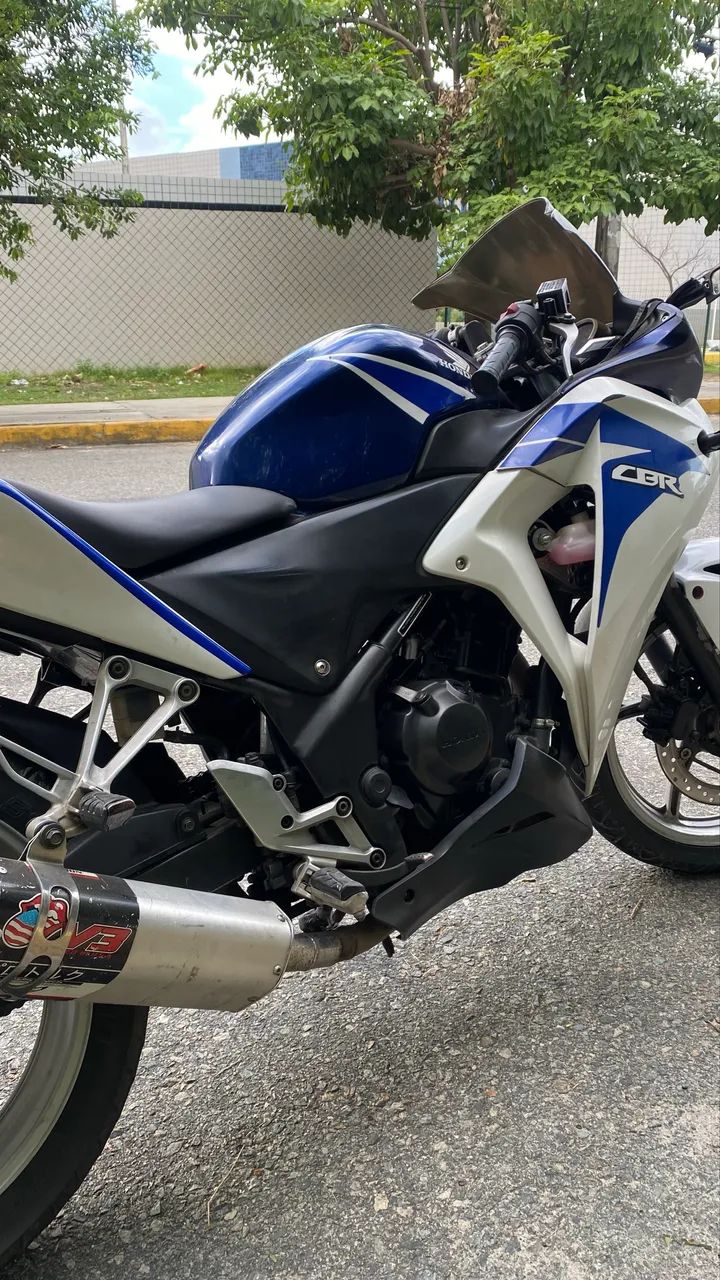 Vendo MOTO CBR  - Foto 5
