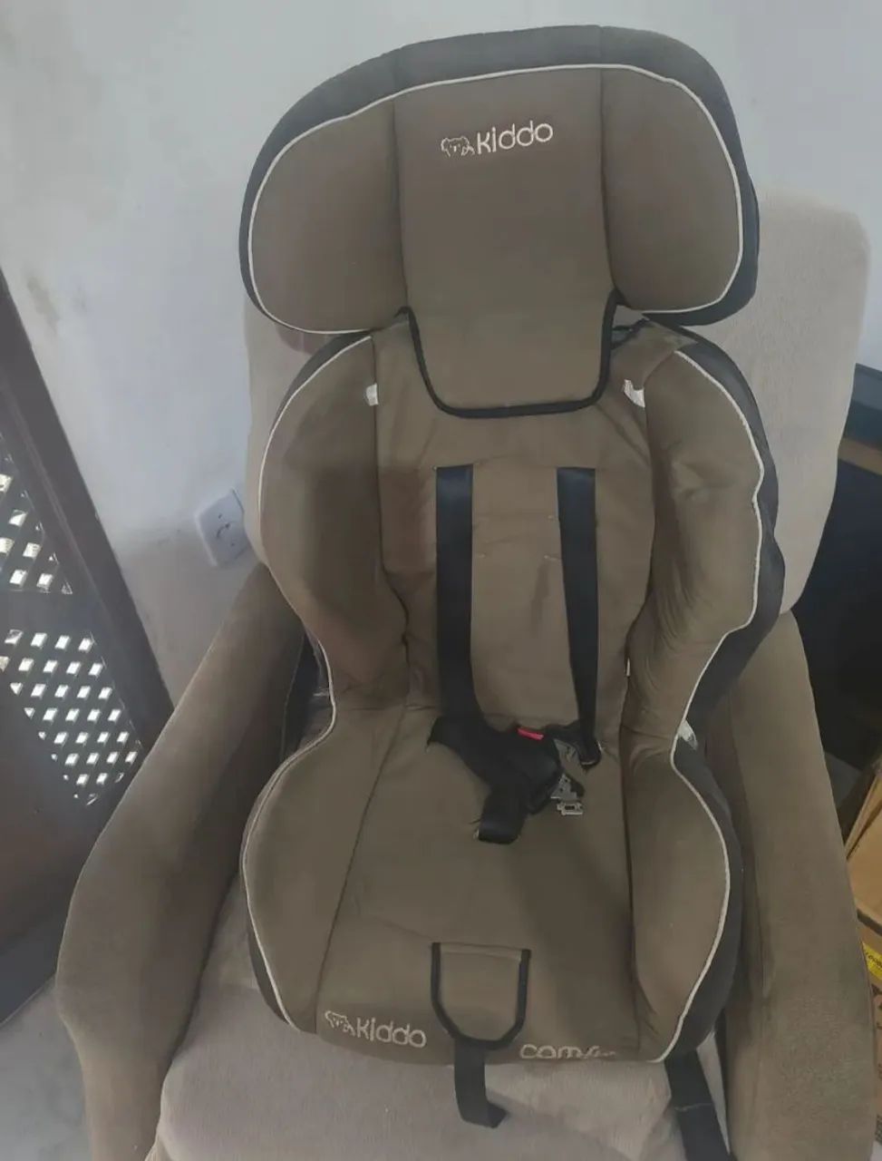 Vendo cadeirinha infantil para carro