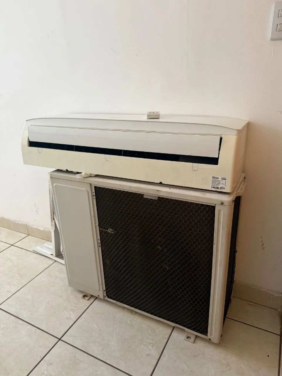 AR CONDICIONADO 24000 BTUS - Foto 3