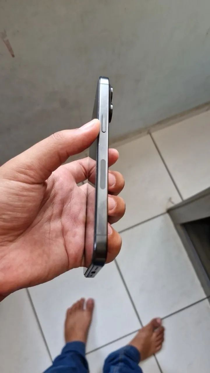 IPHONE 15 pro Max 512g - Foto 3