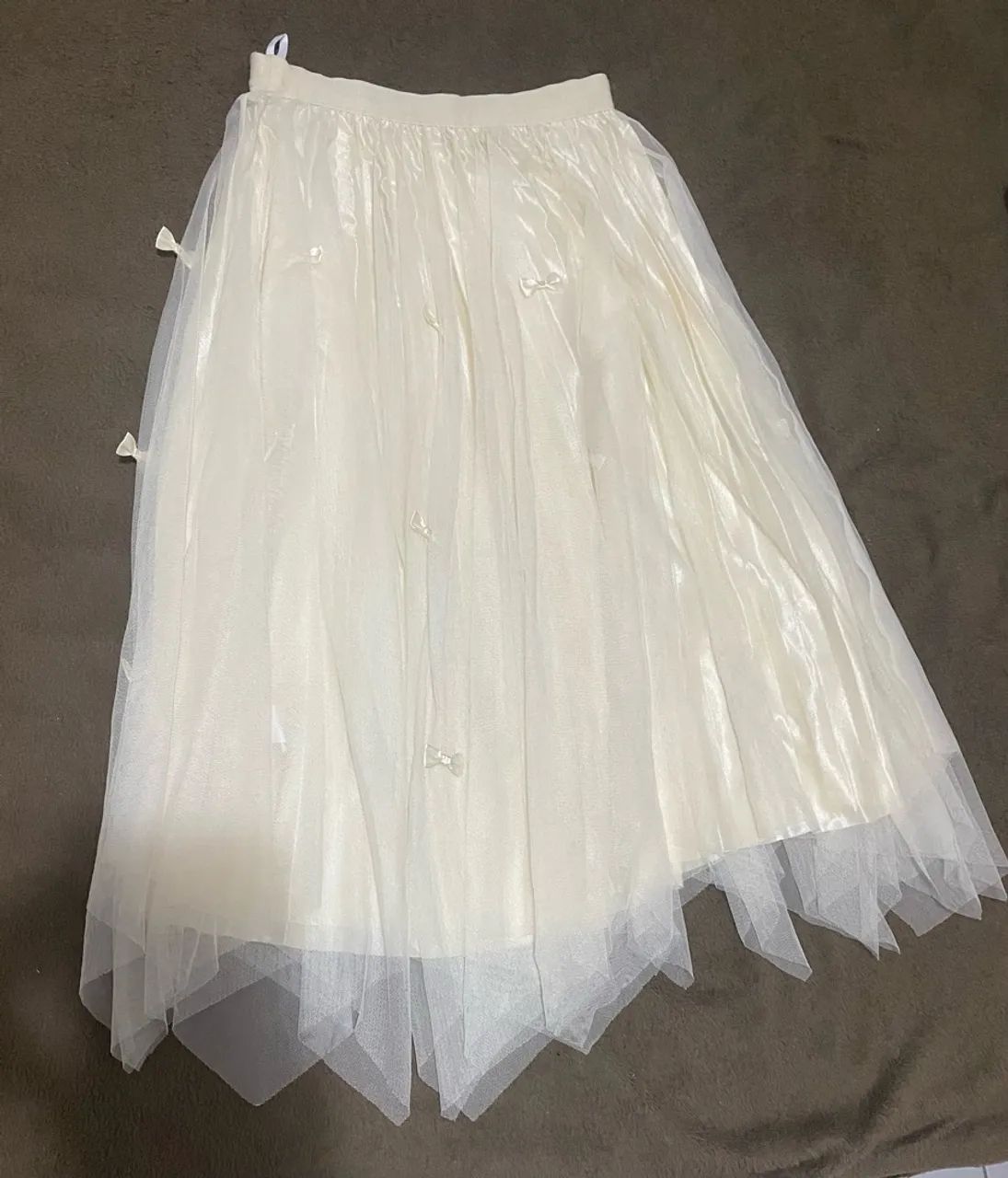 Saia de tule com laços 