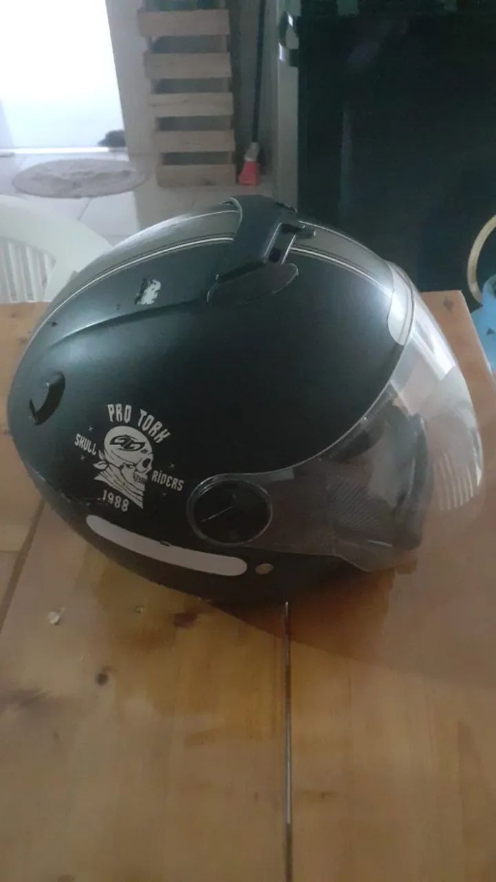 Capacete Pro tork (Bom estado)