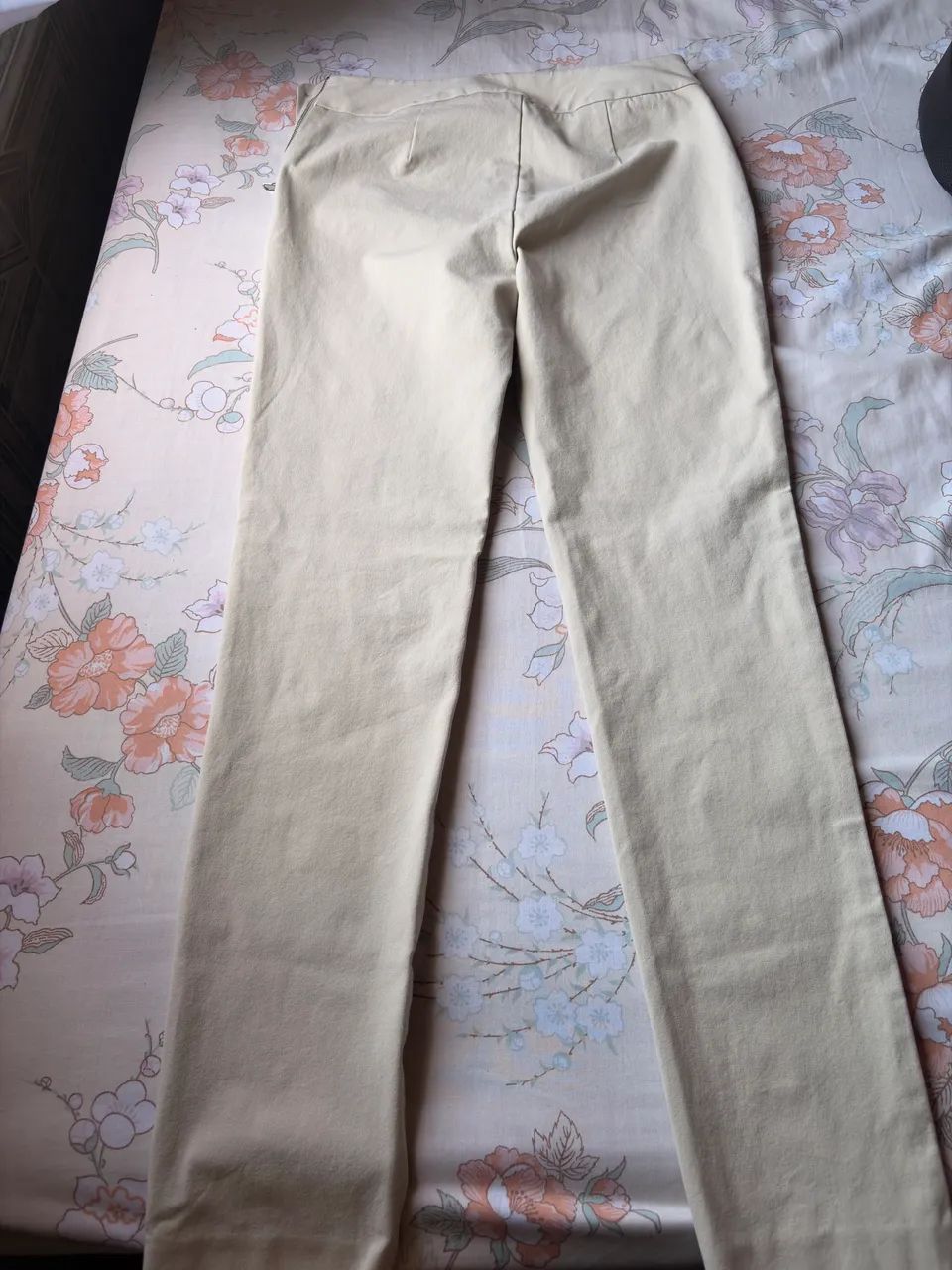 Vende-se calça bege social  - Foto 5