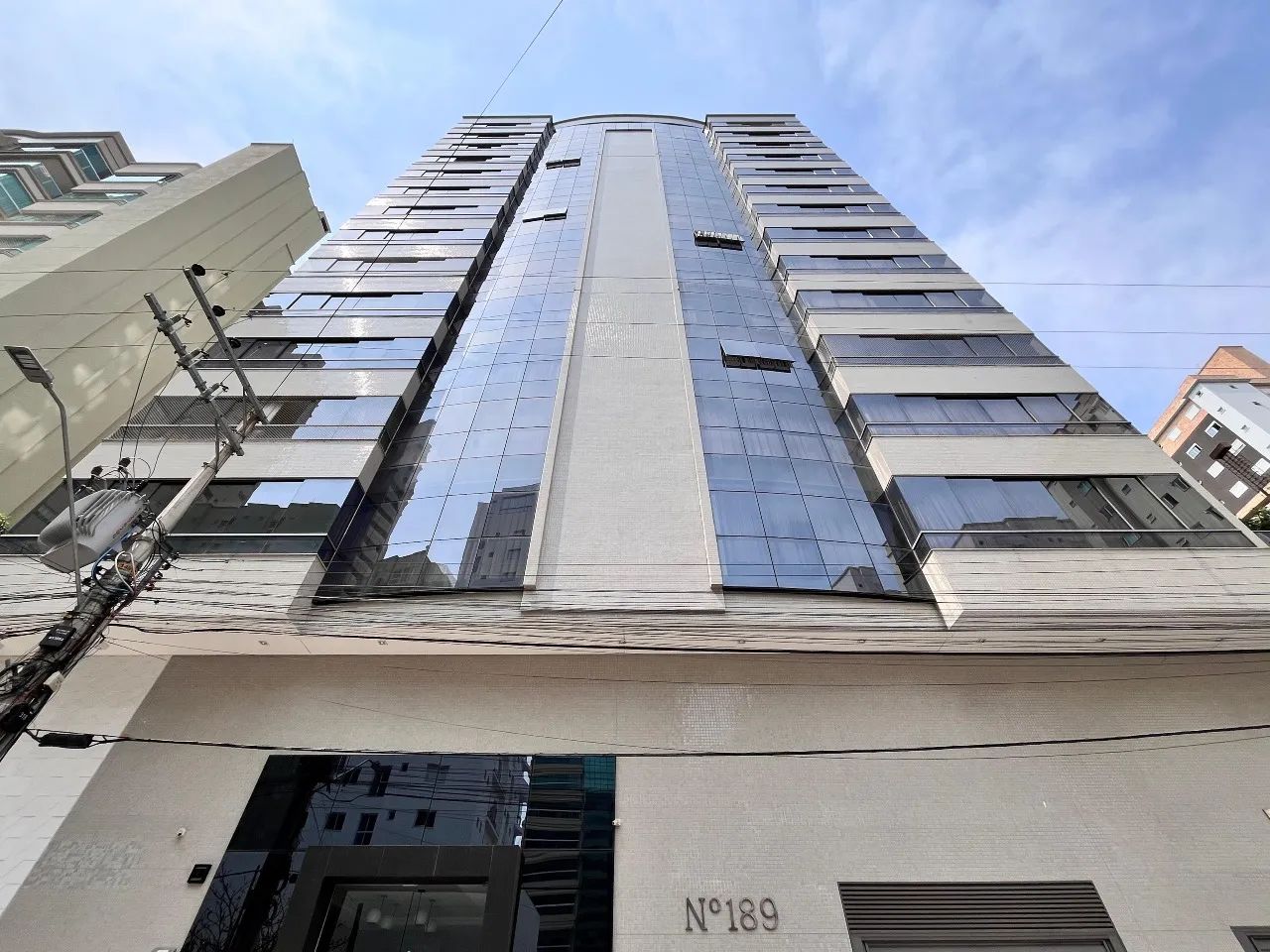 Apartamento com 4 suítes no Edifício Milano na Meia Praia, Itapema - Foto 3