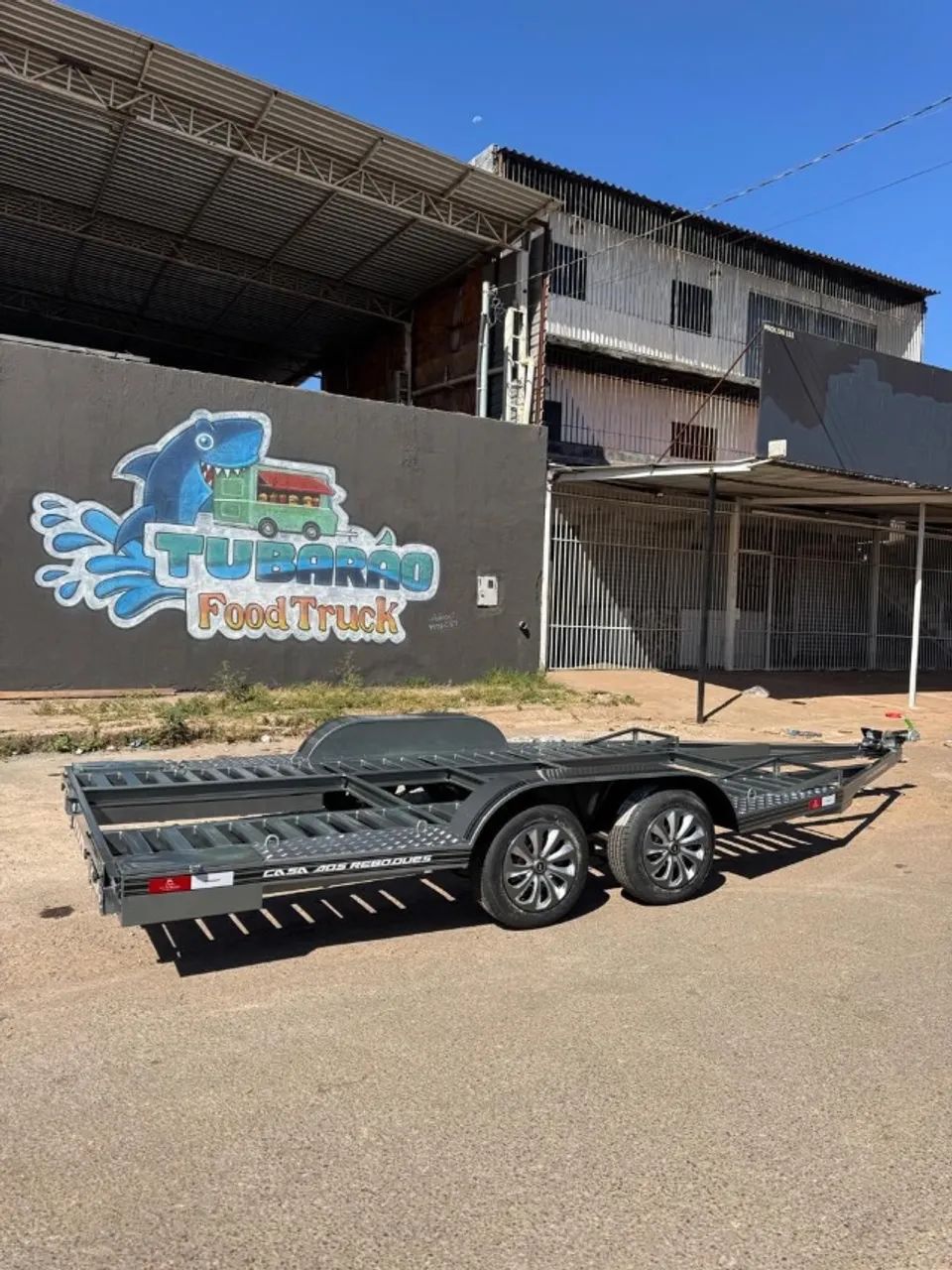 Reboque / carretinha plataforma para carro - Foto 3