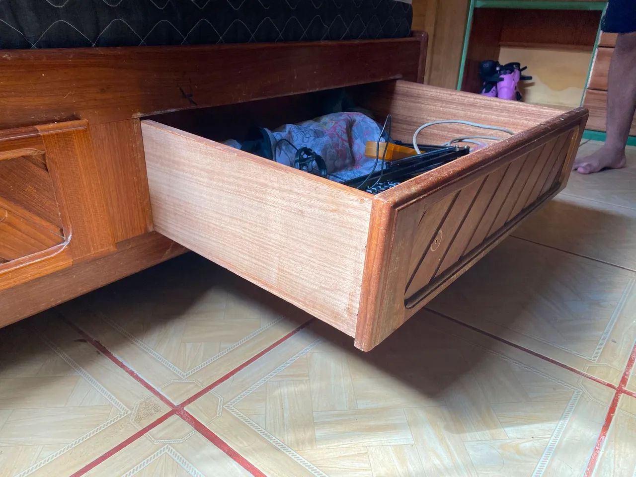 CAMA DE CASAL COM 4 GAVETAS - Foto 4